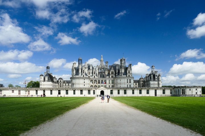 Loire Valley Chambord & Chenonceau Castles Day Trip with Lunch & Wine from Paris Loire Valley Chambord & Chenonceau Castles Day Trip with Lunch & Wine from Paris