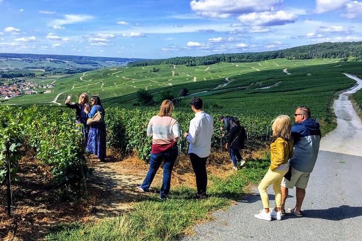 Champagne Area Small Group Day Trip with 8 Tastings & Lunch from Paris Champagne Area Small Group Day Trip with 8 Tastings & Lunch from Paris