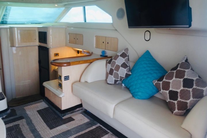 Private 46 ft Yacht Rental in Cancun Bay 23P7 Private 46 ft Yacht Rental in Cancun Bay 23P7