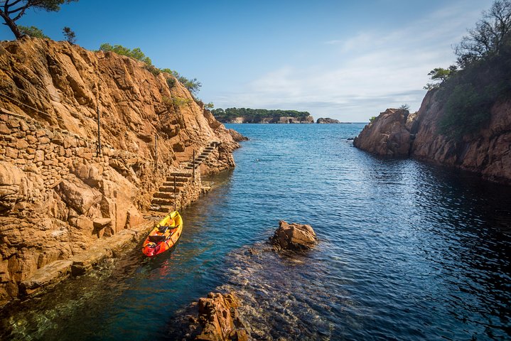 Kayak and Snorkel day tour to la Costa Brava from Barcelona