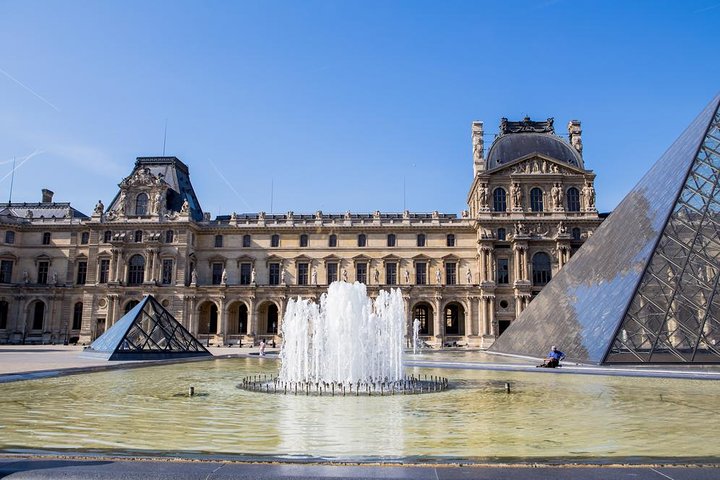 Louvre Museum Skip the Line Access Guided Tour with Venus de Milo & Mona Lisa