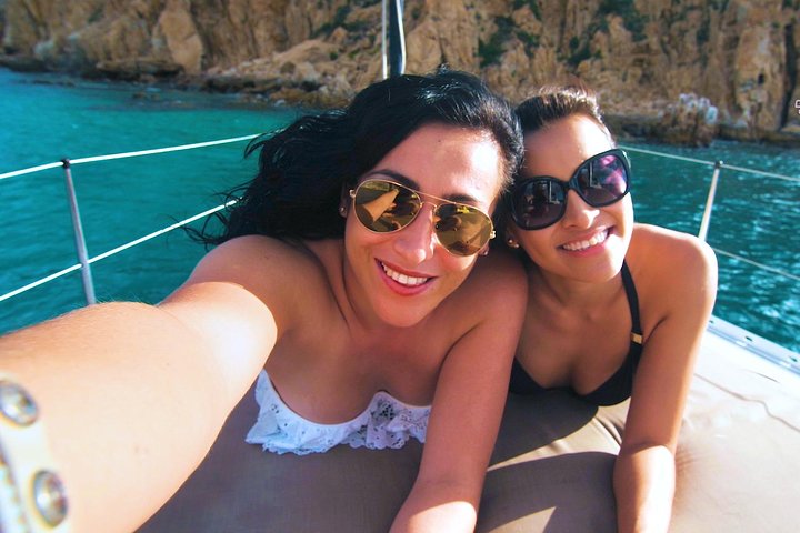 Luxury Sailing and Snorkeling Cruise in Cabo San Lucas