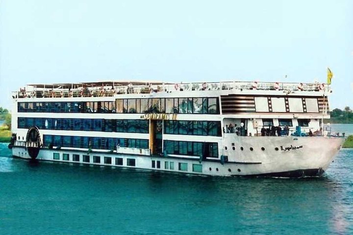 4 Days Nile Cruise Luxor, Aswan, Abu Simbel with Train Tickets from Cairo