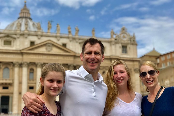Exclusive Early Access Vatican Semi Private Tour | with Private Option