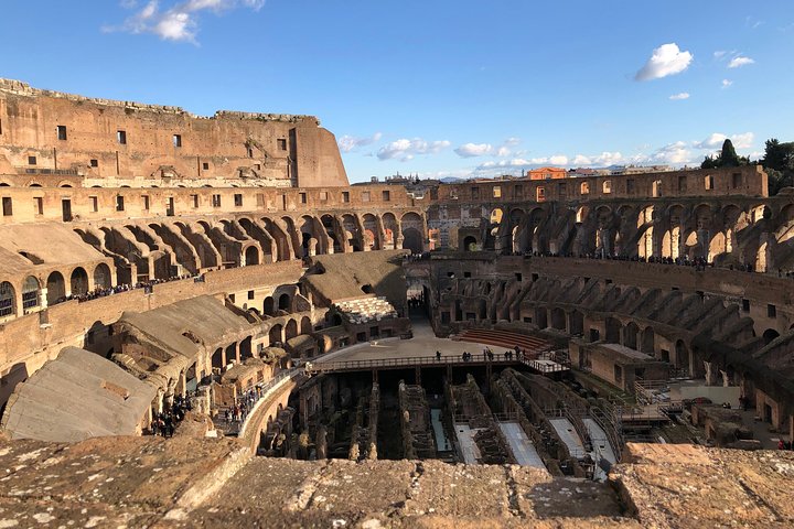 Guided Tour of Colosseum Undergrounds, Roman Forum and Palatine